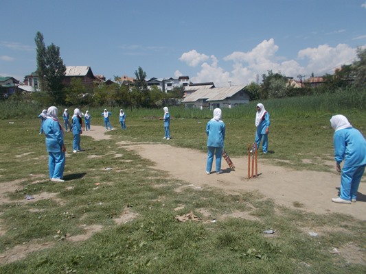 Inter-House Girls Cricket